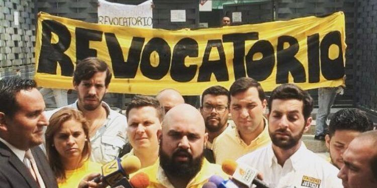 Carabobo: Primero Justicia reclama revocatorio presidencial