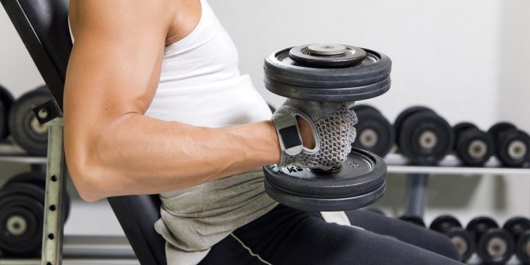 A qué se debe la pérdida de masa muscular y cómo ejercitarse para evitarlo