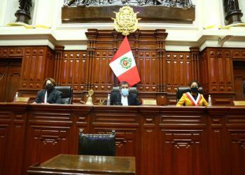 Perú: Oposición se quedó con la dirección del Congreso