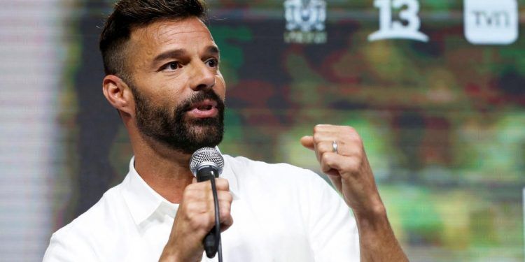 Ricky Martin alienta a vacunarse contra el COVID-19 «No se trata de ti, se trata de todos»