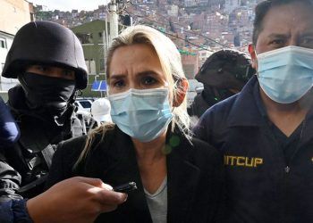 Bolivia: Áñez pide reunirse con Bachelet y reitera que su encarcelamiento es una «decisión política» de Arce