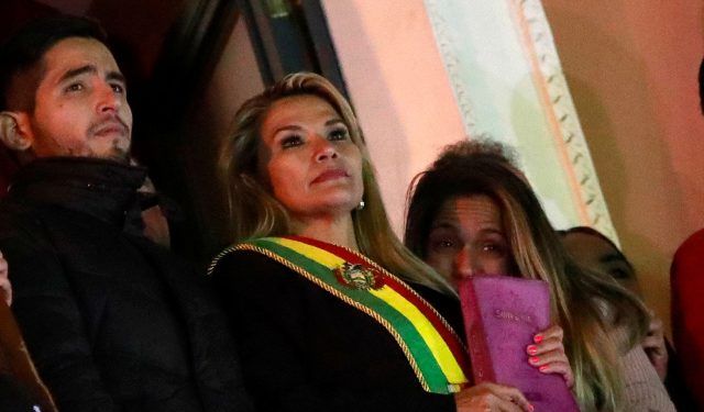 Bolivia: Áñez pide reunirse con Bachelet y reitera que su encarcelamiento es una «decisión política» de Arce