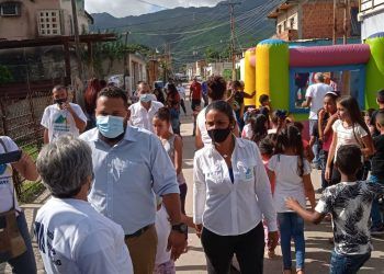 Jesús Acosta Medina presidente del movimiento Naguanagua Presente propició celebración del día del niño en 13 comunidades de Naguanagua