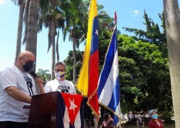 Valencia: Comunidad cubana, sociedad civil carabobeña y Frente Amplio se unieron en apoyo al pueblo cubano