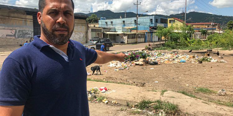 Luis Barrios: Puerto la Cruz está sumergido en basura y zamuros por falta de gerencia