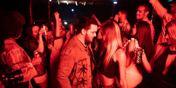 Four Loko estrena su himno y video oficial con Bronzon (+Video)