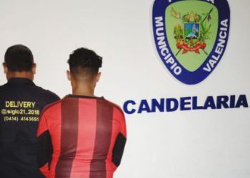 Polivalencia aprehendió a dos sujetos por intentar comprar con factura falsa en Mercado Periférico La Candelaria