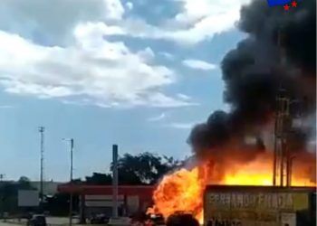 Anzoátegui: Un muerto y ocho lesionados tras explosión de unidad de transporte en E/S