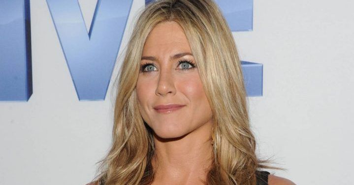 Jennifer Aniston cortó relación con sus amigos que se negaron a recibir la vacuna contra el COVID-19