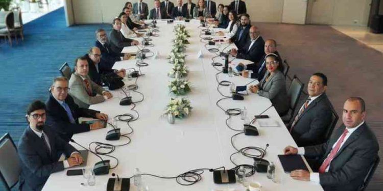 México: Se reanuda otra ronda de la mesa de diálogo este viernes