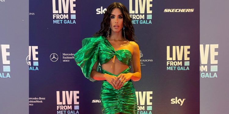 Michell Roxana la venezolana que deslumbra en los eventos de moda internacional