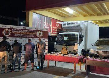 Táchira: Tenían más de 400 mil euros en efectivo, fueron detenidas 5 personas en la alcabala de Peracal