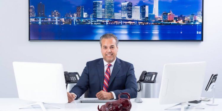 Jaime Suárez, más de 21 años siendo un abogado cinco estrellas en Miami