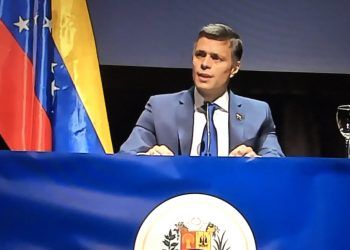 Leopoldo López anuncia demanda legal contra Humberto Calderón Berti por presuntas «calumnias y ataques infundados» en su contra