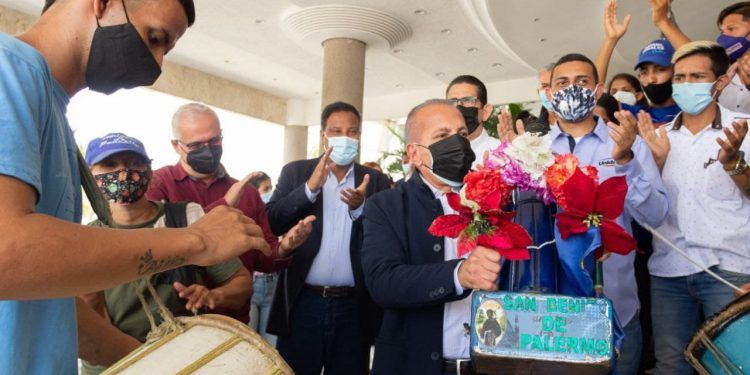 Manuel Rosales a Omar Pietro: “No te voy a permitir que sepultes al Zulia”