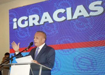 Manuel Rosales:  «Hoy somos testigos de la victoria de la zulianidad”