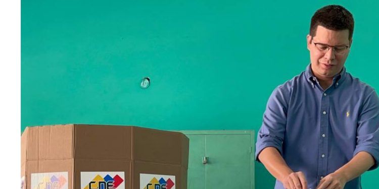 Fuenmayor: El país está dando una verdadera demostración de democracia