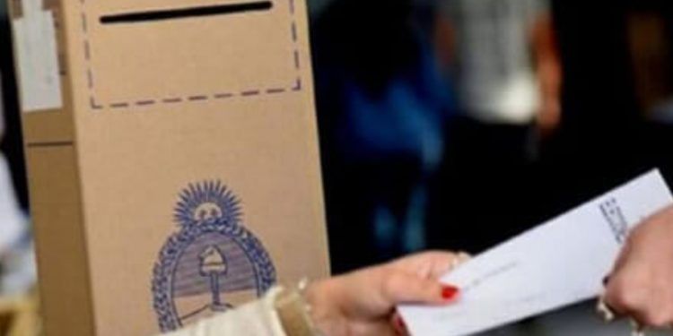Argentina: Centroderecha gana elecciones legislativas