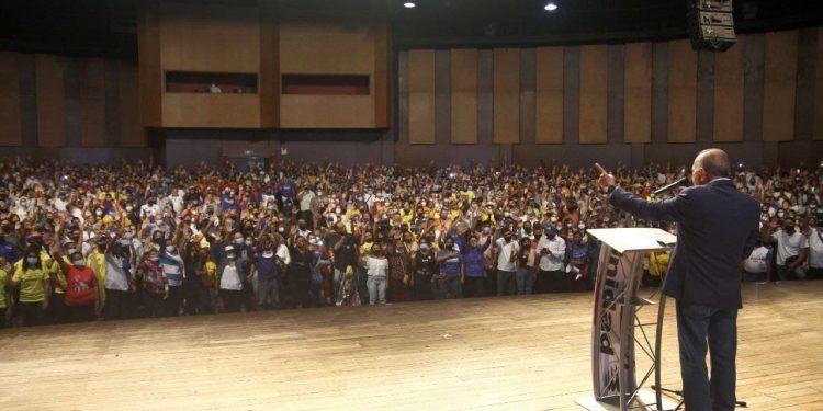 Zulia: Juramentados 45 mil testigos para la defensa del Voto de Manuel Rosales y la UNIDAD