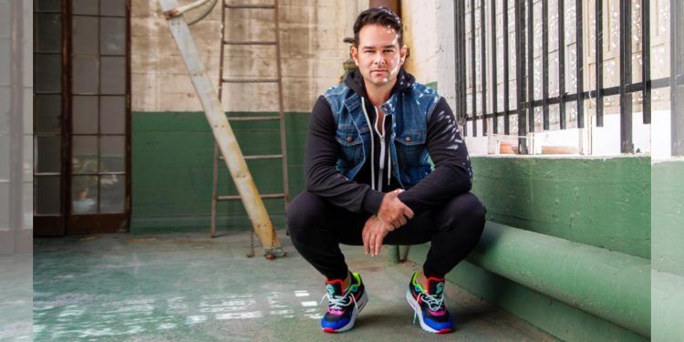 Adrian Vera presenta su nuevo tema pop en inglés «Digital Girl»