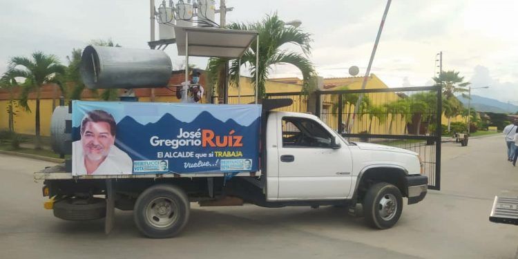 José Gregorio Ruíz desplegó máquina higienizadora para combatir el Covid-19 en San Diego
