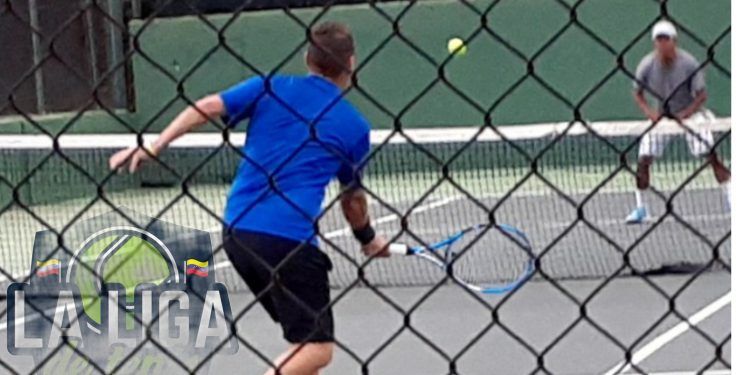 Deportes: Arrancó la última edición de 2021 de la Liga de Tenis Valencia