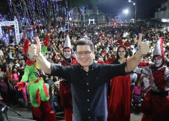 Valencia: Alcalde Fuenmayor lleva la magia de la Navidad a cada rincón de la ciudad