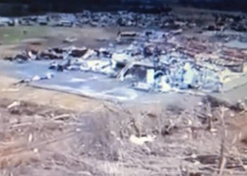 EEUU: Repórtan entre 70 y 100 fallecidos tras el tornado más grave de la historia en  Arkansas, Illinois, Kentucky, Missouri y Tennessee