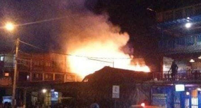 Perú: Dos niños venezolanos murieron durante un voraz incendio en un hotel (+ Video)