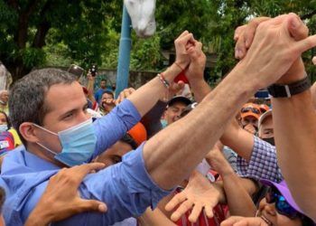 Barinas: Guaidó arribó a la entidad para acompañar a una protesta en apoyo a Freddy Superlano (+ Video)