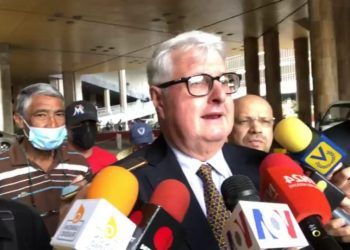 Derecha Democrática señala al «CNE, Diosdado, y MUD como responsables de escasa participación en solicitud de revocatorio» (+ Video)