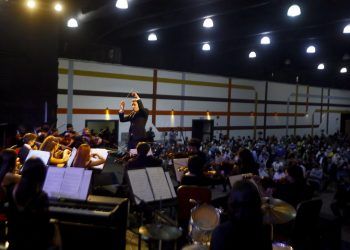 Valencia doblemente homenajeada con exposición de arte y concierto en el Hesperia WTC