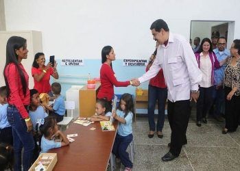 Gobierno aprueba aumento de tablas salariales para Educadores