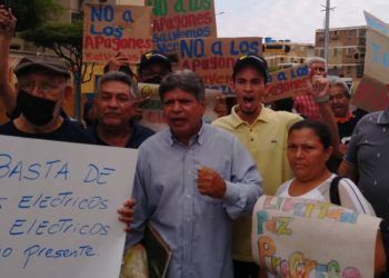 Zulia: Ciudadanos protestan para exigir solución a la crisis eléctrica que afecta a la población de la entidad