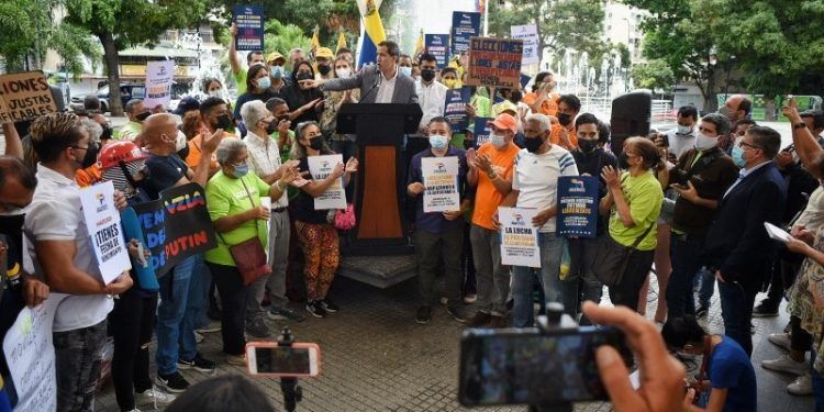 Guaidó: Se debe fijar fecha para elecciones presidenciales antes del 2024
