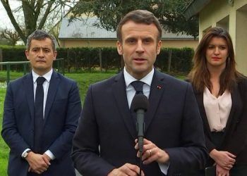 Francia: Presidente Macron ofrece asilo a la periodista rusa que  protestó contra la guerra en tv