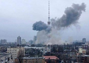Al menos 19 personas fallecieron tras cruento ataque ruso a estación de televisión ucraniana (+ Videos)