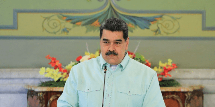 Maduro: “Se logró la vacunación del 100% de la población adulta»