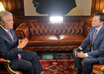 Duque: “Nicolás Maduro le ha hecho a su pueblo lo que Putin le ha hecho a Ucrania” (Entrevista con VOA+ Videos)