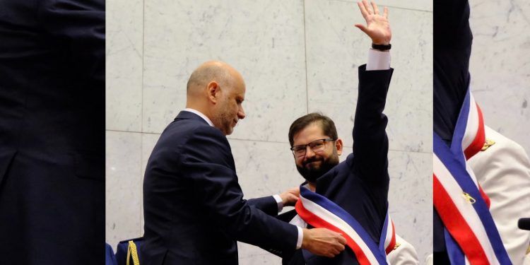 Chile: Gabriel Boric juró como nuevo presidente,  “prometo” en vez de “juro”