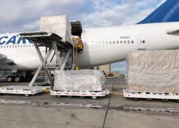 Venezuela: 69 toneladas de medicamentos procedente de China arribaron al país