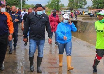 Carabobo: Gobierno regional atiende a familias afectadas por las lluvias en el sur de Valencia