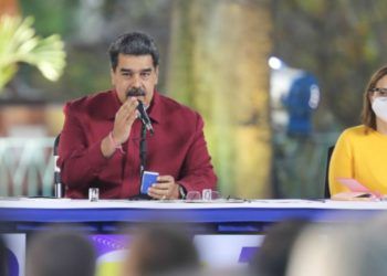 Maduro: Tenemos que reestablecer todos los CDI y todas las Clínicas Populares del país para atender a puertas abiertas
