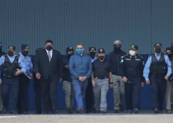 Honduras extradita al expresidente Juan Orlando Hernández a EEUU