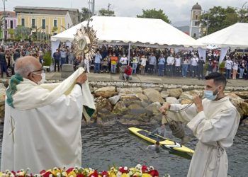 Puerto Cabello: Bendición del Mar plenó espacios del malecón en conmemoración a la Resurrección de Jesús