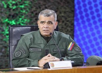 Padrino López celebra la creación de la Milicia Nacional Bolivariana