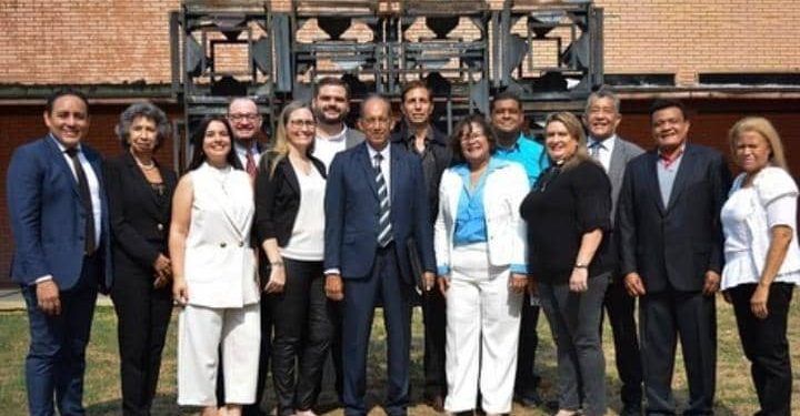 Gustavo Correa inscribió su candidatura a la presidencia del colegio de abogados del estado Carabobo