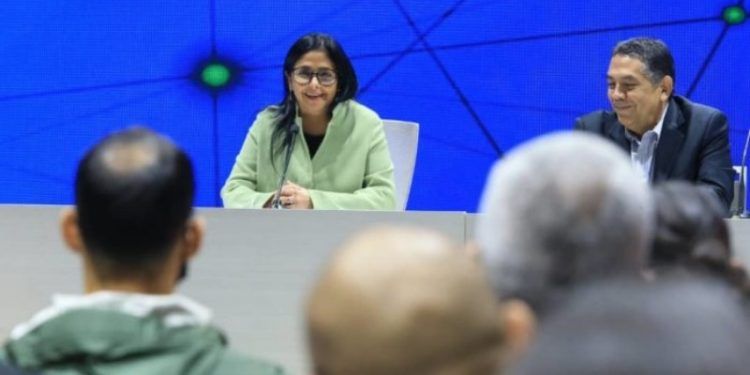 Delcy Rodríguez instaló diplomado sobre Medidas Coercitivas en Caracas