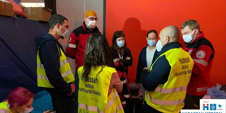 Comitiva de la U. de Chile viajará a la frontera con Ucrania para entregar ayuda humanitaria