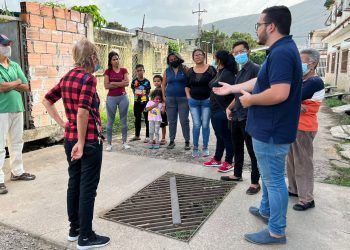 Naguanagua: Concejal Marlon Díaz exigió limpieza del canal drenaje pluvial “24 de Julio” e hizo llamado de consciencia a los vecinos